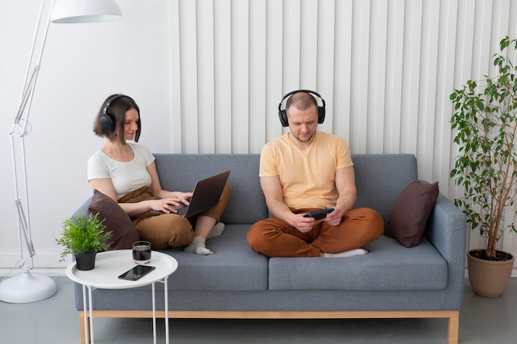 Pair Bluetooth headphones with PC Windows 11