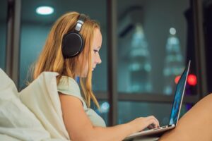 connect bluetooth headphones to pc